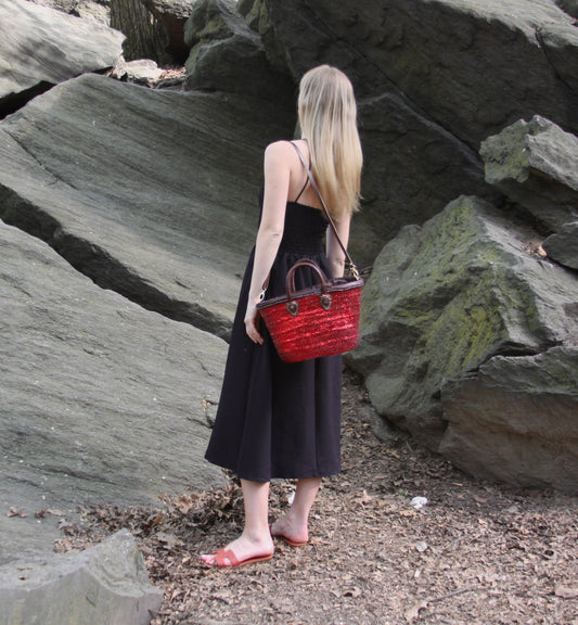 Rouge Rayonnant Basket