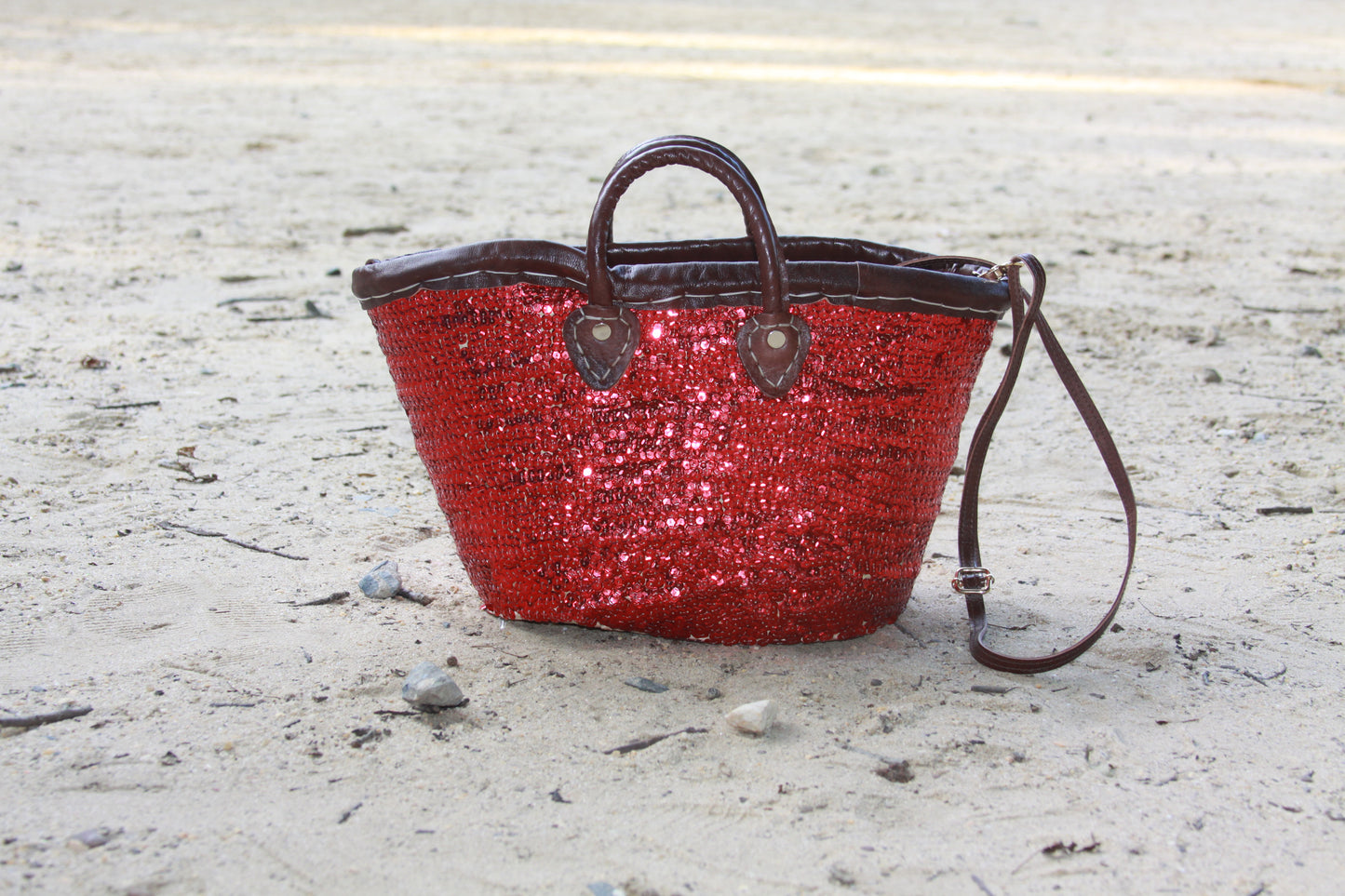 Rouge Rayonnant Basket