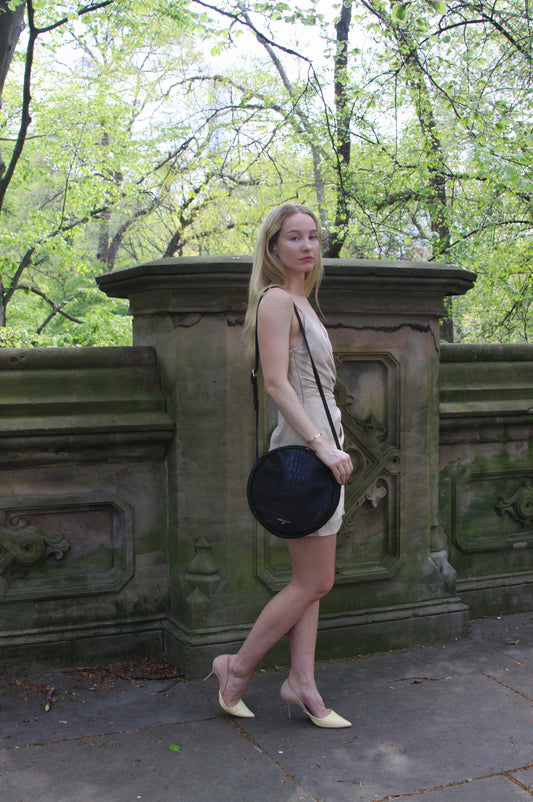 Le Classique - Black Round Croc Embossed Leather Crossbody